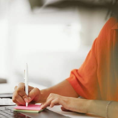 Secretariat externalise Adgest